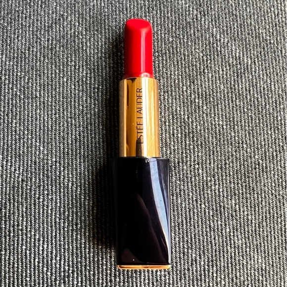 Estee Lauder Pure Color Envy Hi-Lustre Light Sculpting Lipstick - Picture 2 of 5